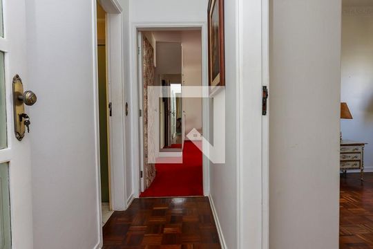 Corredor de apartamento à venda com 2 quartos, 144m² em Santo Amaro, São Paulo