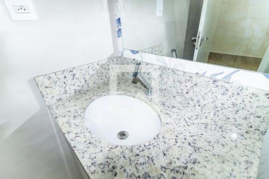 Banheiro de apartamento para alugar com 1 quarto, 38m² em Perdizes, São Paulo