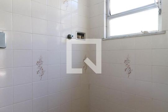 Banheiro de Serviço de casa para alugar com 2 quartos, 100m² em Engenho de Dentro, Rio de Janeiro