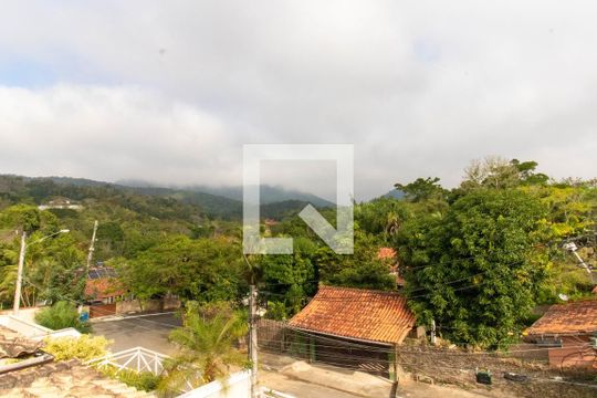 Vista de casa de condomínio à venda com 4 quartos, 226m² em Vila Progresso, Niterói