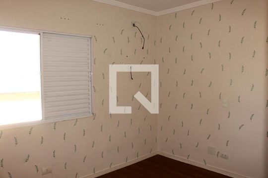 Quarto de casa de condomínio para alugar com 3 quartos, 130m² em Jardim Ipês, Cotia