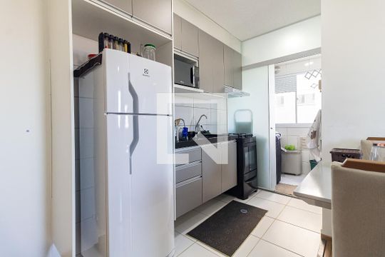 Cozinha de apartamento à venda com 2 quartos, 40m² em Jardim São Savério, São Paulo