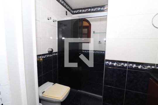 Banheiro da Suíte de casa à venda com 3 quartos, 300m² em Vila Fernandes, São Paulo