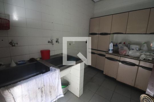 Área de Serviço de casa à venda com 3 quartos, 300m² em Vila Fernandes, São Paulo