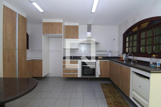 Cozinha de casa à venda com 3 quartos, 300m² em Vila Fernandes, São Paulo