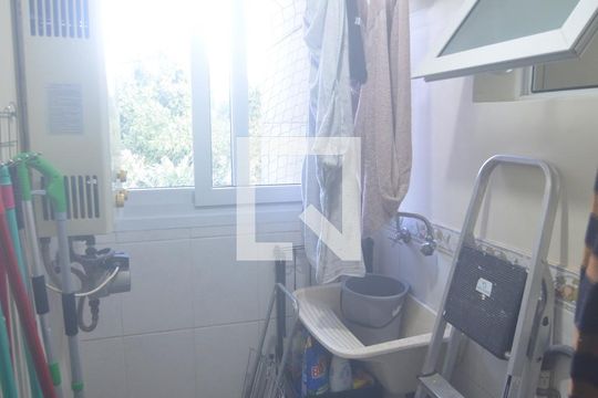 Detalhe da área de serviço de apartamento à venda com 2 quartos, 70m² em Nossa Senhora das Graças, Canoas