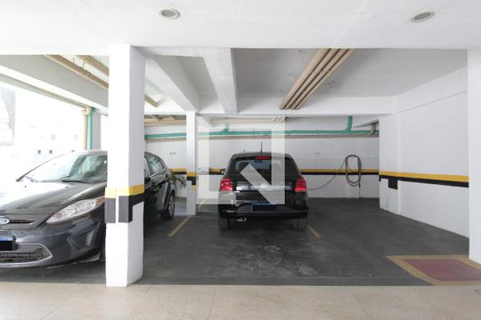 Garagem de apartamento à venda com 3 quartos, 134m² em Itapoã, Belo Horizonte
