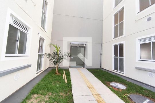 Fachada do bloco de apartamento para alugar com 2 quartos, 58m² em Canudos, Novo Hamburgo