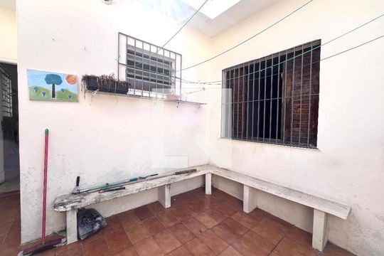 Quintal de casa à venda com 3 quartos, 114m² em Bosque da Saúde, São Paulo