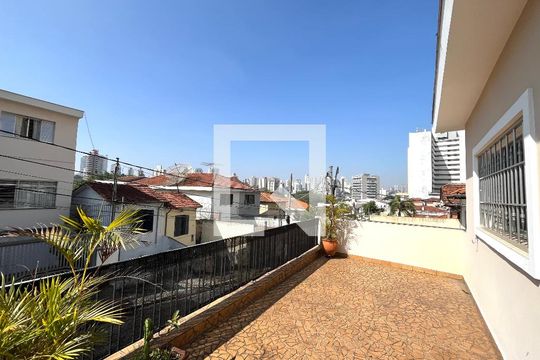 Área externa de casa à venda com 3 quartos, 114m² em Bosque da Saúde, São Paulo