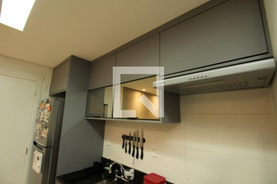 Cozinha de apartamento para alugar com 1 quarto, 39m² em Vila Andrade, São Paulo