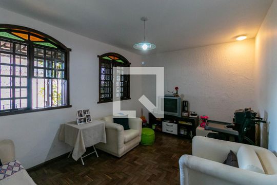 Sala de casa à venda com 3 quartos, 275m² em Alto Caiçaras, Belo Horizonte