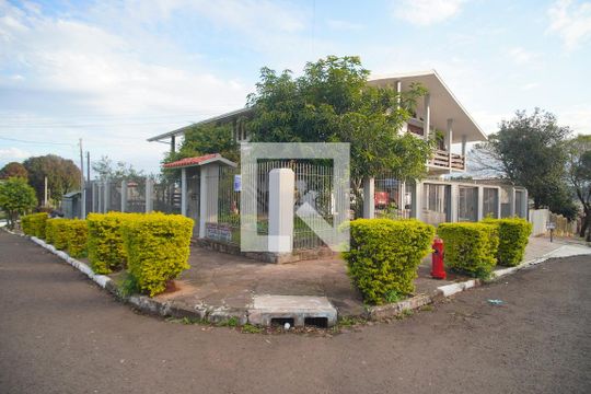 Fachada de casa à venda com 4 quartos, 450m² em Ideal, Novo Hamburgo