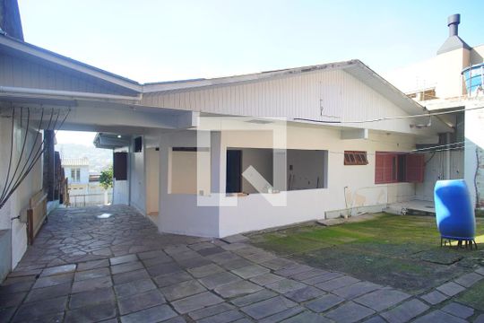 Área externa de casa à venda com 4 quartos, 416m² em Ideal, Novo Hamburgo