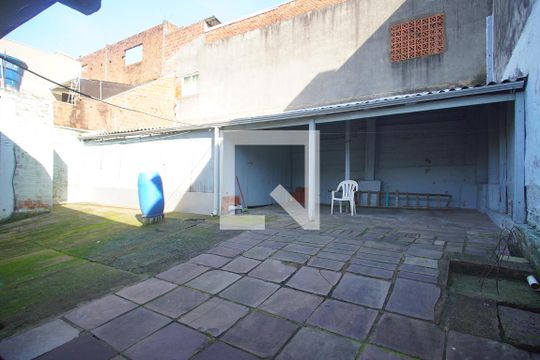 Garagem de casa à venda com 4 quartos, 416m² em Ideal, Novo Hamburgo