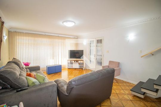 Casa à venda com 3 quartos, 200m² em Vila Guilherme, São Paulo