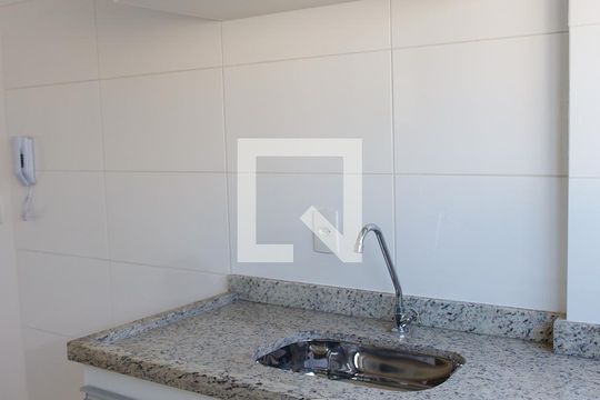 Cozinha de apartamento para alugar com 1 quarto, 33m² em Vila Osasco, Osasco