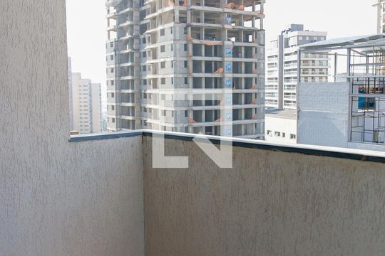 Sacada de apartamento para alugar com 1 quarto, 33m² em Vila Osasco, Osasco