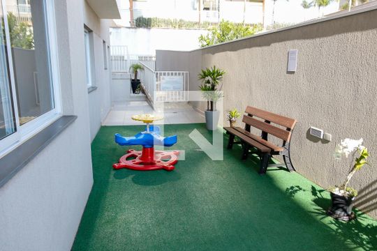 Área comum - Playground de apartamento para alugar com 1 quarto, 33m² em Vila Osasco, Osasco