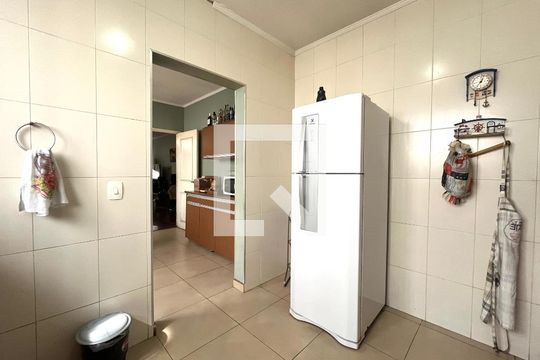 Cozinha de casa para alugar com 5 quartos, 465m² em Parque Jabaquara, São Paulo