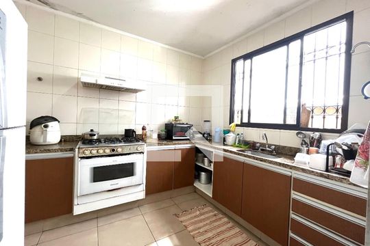 Cozinha de casa para alugar com 5 quartos, 465m² em Parque Jabaquara, São Paulo