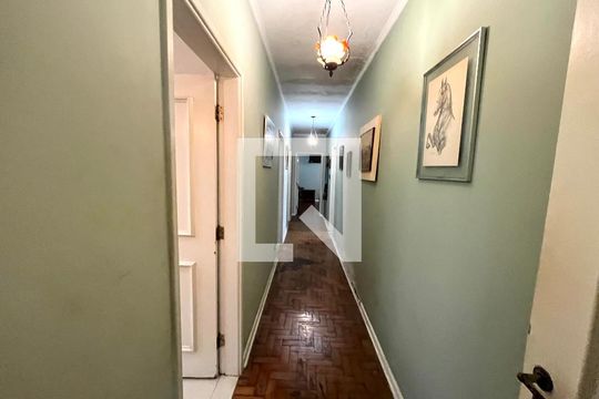 Corredor de casa para alugar com 5 quartos, 465m² em Parque Jabaquara, São Paulo