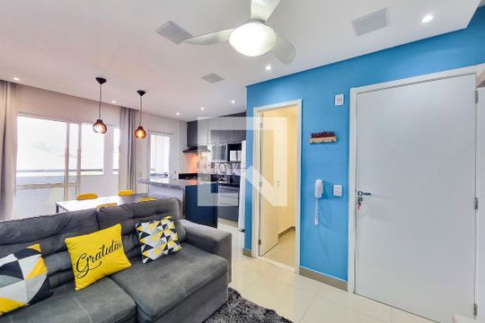 Apartamento para alugar com 3 quartos, 75m² em Vila Industrial, São José dos Campos