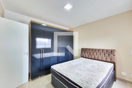Suíte de apartamento para alugar com 3 quartos, 75m² em Vila Industrial, São José dos Campos