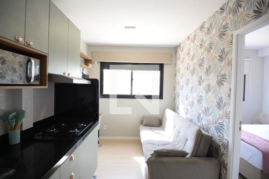 Sala de apartamento para alugar com 1 quarto, 25m² em Liberdade, São Paulo