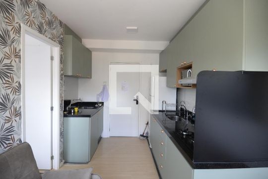 Sala de apartamento para alugar com 1 quarto, 25m² em Liberdade, São Paulo