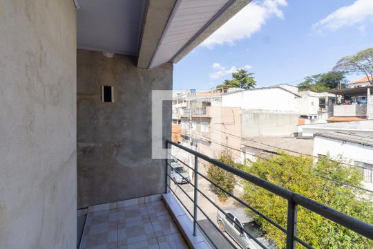 Varanda de casa para alugar com 2 quartos, 90m² em Cipava, Osasco