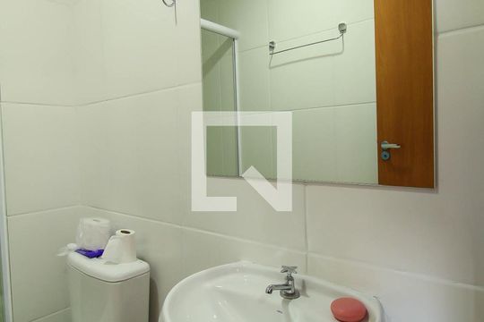 Banheiro de apartamento para alugar com 1 quarto, 24m² em Belenzinho, São Paulo