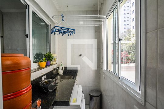 Área de Serviço de apartamento para alugar com 3 quartos, 75m² em Vila Valparaíso, Santo André