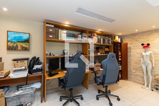 Escritório de casa à venda com 3 quartos, 205m² em Tucuruvi, São Paulo