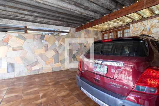 Garagem de casa à venda com 3 quartos, 205m² em Tucuruvi, São Paulo