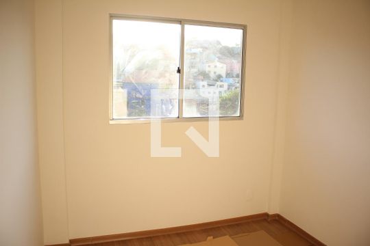 Quarto 1 de apartamento para alugar com 2 quartos, 47m² em Milionários, Belo Horizonte