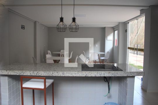 Área comum de apartamento para alugar com 2 quartos, 47m² em Milionários, Belo Horizonte
