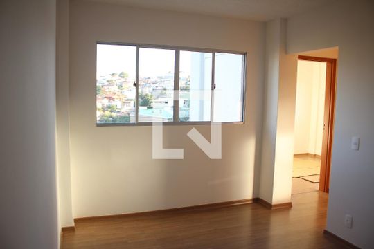Apartamento para alugar com 2 quartos, 47m² em Milionários, Belo Horizonte