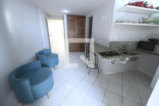 Sala/Cozinha de kitnet/studio à venda com 1 quarto, 23m² em Setor Central, Goiânia