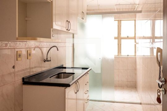 Cozinha de apartamento para alugar com 3 quartos, 110m² em Jardim São Savério, São Paulo