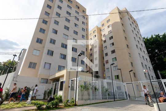 Fachada de kitnet/studio à venda com 2 quartos, 32m² em Piqueri, São Paulo