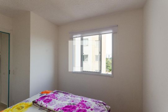 Quarto 2 de kitnet/studio à venda com 2 quartos, 32m² em Piqueri, São Paulo