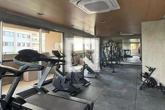 Academia de kitnet/studio para alugar com 1 quarto, 28m² em Vila Gumercindo, São Paulo