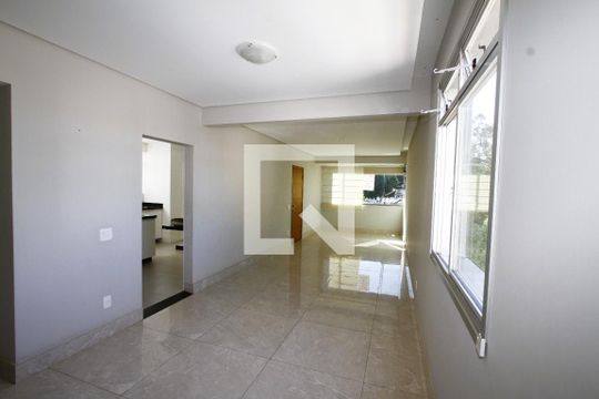 Sala de apartamento à venda com 4 quartos, 140m² em Grajaú, Belo Horizonte