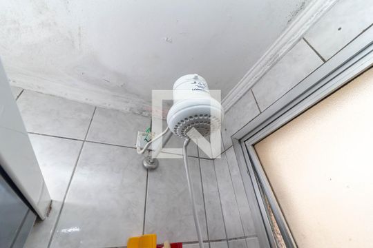 Banheiro de apartamento à venda com 2 quartos, 49m² em Jardim Casa Pintada, São Paulo