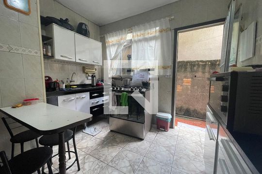 Cozinha de casa à venda com 3 quartos, 90m² em Rio Pequeno, São Paulo