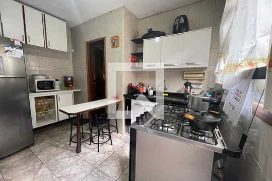 Cozinha de casa à venda com 3 quartos, 90m² em Rio Pequeno, São Paulo