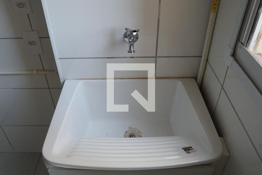Área de Serviço de apartamento para alugar com 2 quartos, 41m² em Vila Plana, São Paulo