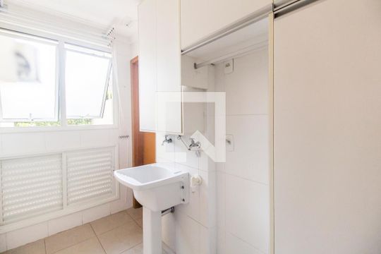 Área de Serviço de apartamento para alugar com 2 quartos, 174m² em Tamboré, Santana de Parnaíba