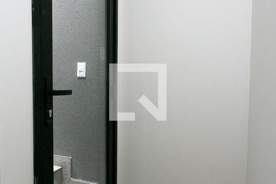 Corredor de casa de condomínio para alugar com 2 quartos, 123m² em Vila Mariana, São Paulo